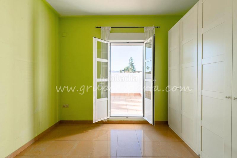 Foto 8f4f159f-6260-416a-9d9c-9f2c685e3871. Attique dans calle virgen de las marismas 1 dans Espartinas pueblo Espartinas