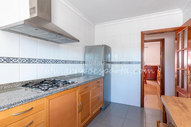 Foto b5188c93-5ce5-47b1-a034-57af00e5daf1. Attique dans calle virgen de las marismas 1 dans Espartinas pueblo Espartinas