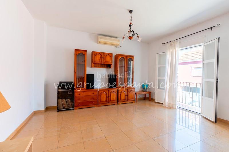 Foto fe71ddc0-4580-4835-9d20-b3e76dfa92c4. Attique dans calle virgen de las marismas 1 dans Espartinas pueblo Espartinas