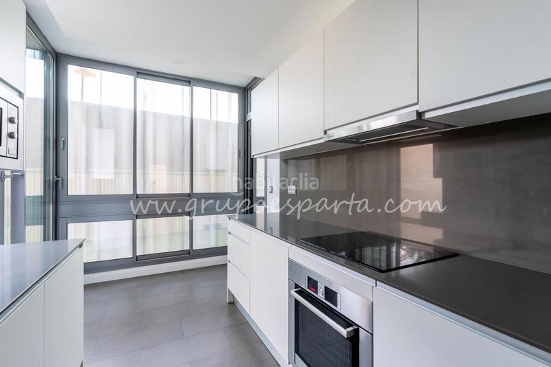 Foto b9e963cc-f42b-4274-9de2-e33b2c38c422. Alquiler planta baja  - piso 3 habitaciones en Mairena del Aljarafe