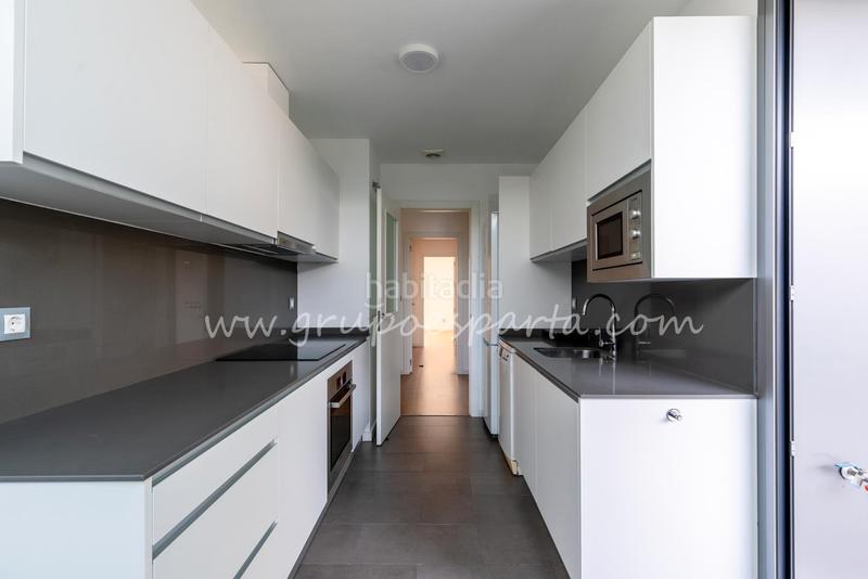 Foto 4d8ae70b-b2ea-4e26-998a-fba07cd63e7d. Rent ground floor with parking pool in Casco Antiguo Mairena del Aljarafe