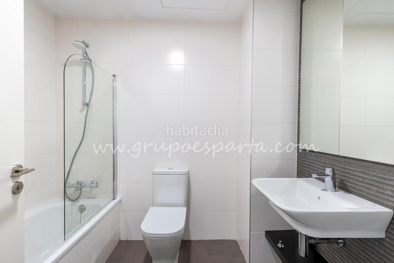 Foto 6be6c004-dd22-471d-9f69-df3bc3115de5. Rent ground floor with parking pool in Casco Antiguo Mairena del Aljarafe