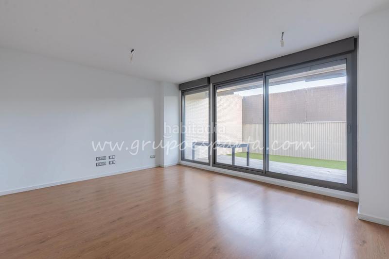 Foto afd965a6-a669-4216-b29f-b77e902a37ac. Rent ground floor with parking pool in Casco Antiguo Mairena del Aljarafe