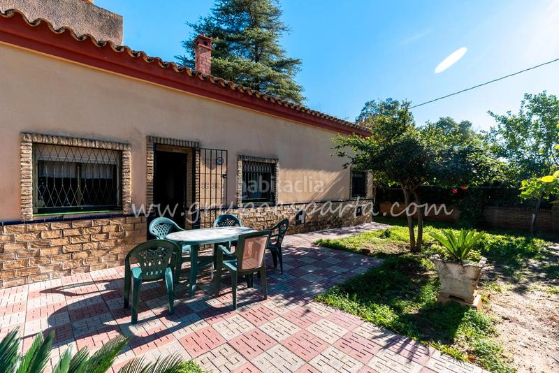 Foto 31ea697f-9419-4538-8ba7-0ea877d2e3a9. Xalet a montaraz 28 a Loreto Espartinas