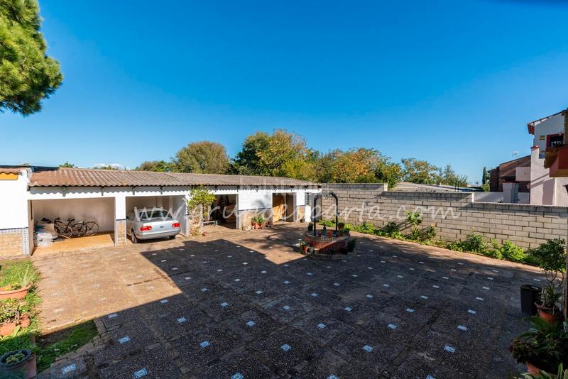 Foto 40d672d9-5afe-4218-b434-5dc7dbe10768. Xalet a montaraz 28 a Loreto Espartinas