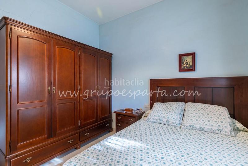 Foto 93f55151-df5f-4afc-87aa-cc67ba0e39d9. Xalet a montaraz 28 a Loreto Espartinas