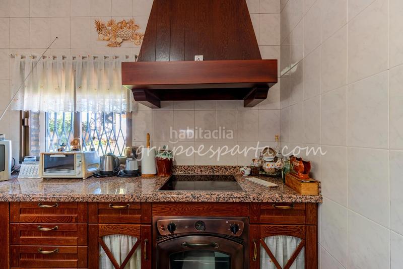 Foto b66c5b68-d430-4ec4-86f4-6c95a29a0f4b. Xalet a montaraz 28 a Loreto Espartinas