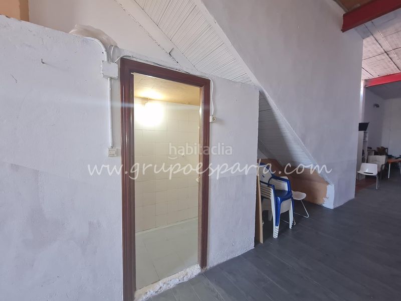 Foto dcebe2e3-a599-4ba7-baec-4ff1e89719fa. Industrial building in calle cipriano varela 16 in Santiponce