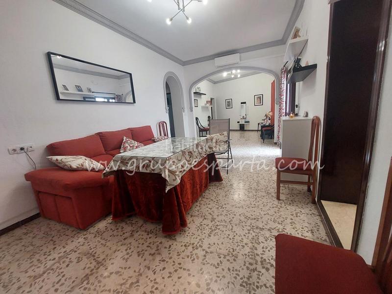 Foto 231865aa-d66d-49fc-8547-c1160ec9c522. Maison jumelée dans calle libertad 18 dans Olivares