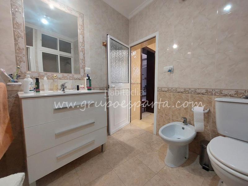 Foto 25865174-9483-4d3a-a4f2-30b5d9e15409. Maison jumelée dans calle libertad 18 dans Olivares