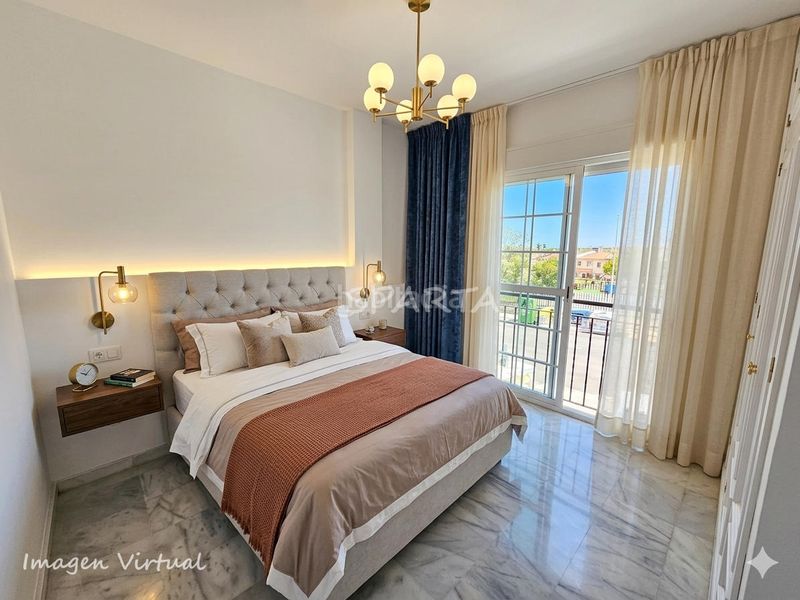 Foto c14af1f8-d619-4829-a3f7-0432ed722a96. Casa adosada ¡ fantástica adosada con semi-sótano! . en Espartinas