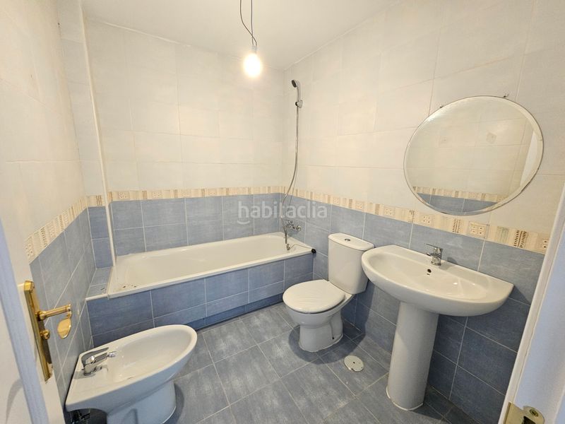 Foto d9485e8d-97bb-4284-9826-834727affed1. Casa adosada ¡ fantástica adosada con semi-sótano! . en Espartinas