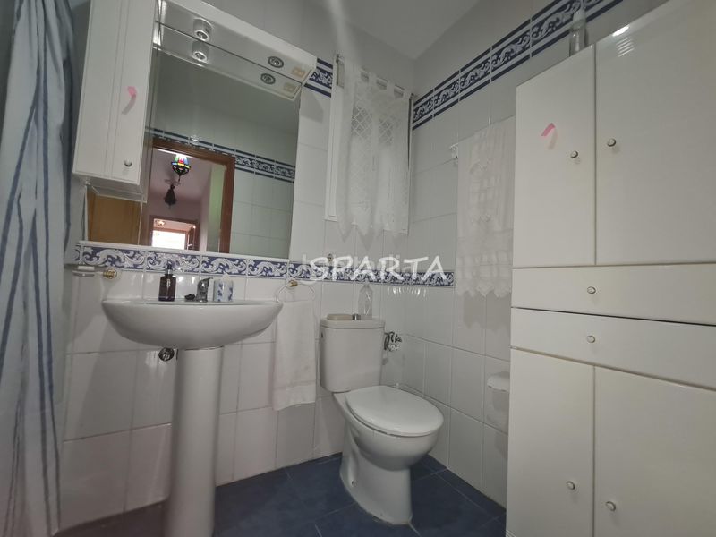 Foto f0c33b53-bffb-4e96-942a-f31b160b8498. Xalet amb aparcament a Valencina de la Concepción