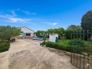 Masia a Sanlúcar la Mayor. ¡fantástica finca rústica en sanlúcar la mayor!