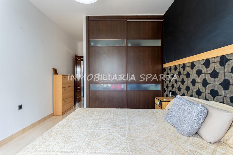 Foto bdd5982d-fa77-495b-adbd-2f7af930d5ae. Casa adossada amb calefacció aparcament a Espartinas pueblo Espartinas