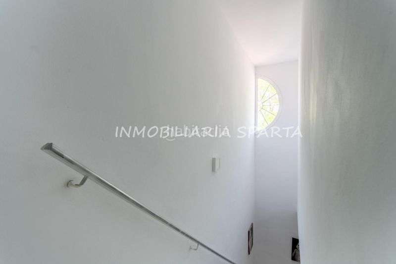 Foto f505a2ed-ae46-4f33-b3a5-9d975d5220ed. Casa adossada amb calefacció aparcament a Espartinas pueblo Espartinas