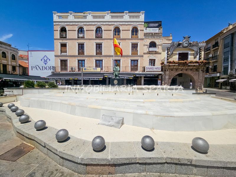 Foto 7db3b165-d1c9-40aa-aeef-00320ec3f3b3. Dúplex amb calefacció a Centro - Plaza Mayor Ciudad Real