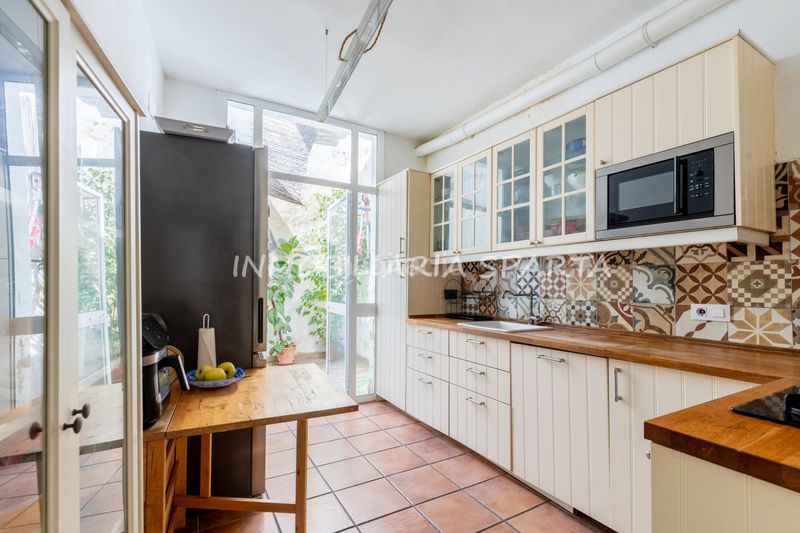 Foto 0a9d871b-7e55-448b-90d1-6345e5b63d30. Casa adossada a Gelves