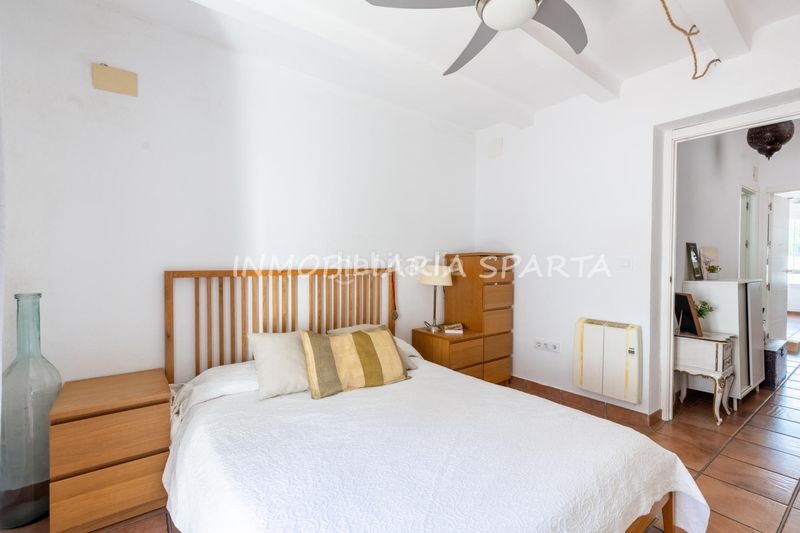 Foto e7f107ce-1135-4df5-9929-9caa46f38f6c. Casa adossada a Gelves