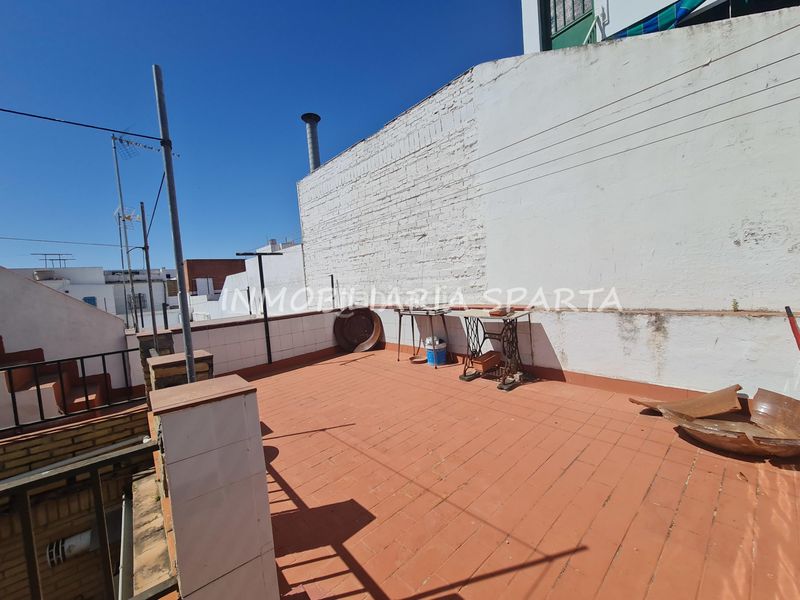 Foto 1ec4f431-5286-4256-bf0e-3953c1591898. Casa adossada a Santiponce