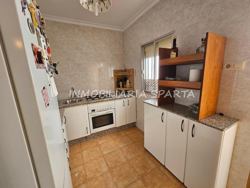 Foto 68dd6b01-bef2-4d85-a69f-073835cc0bc8. Casa adossada a Santiponce