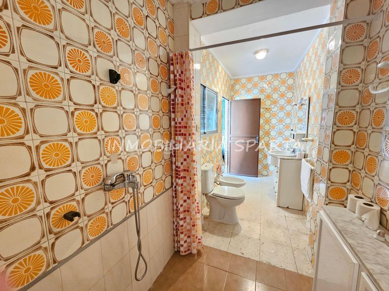 Foto cd427b58-a913-455e-81df-375e847f2d53. Casa adossada a Santiponce
