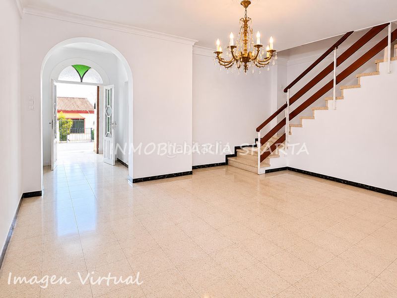 Foto ede2de84-b82f-4362-b661-67dc7e906c4b. Casa adossada a Santiponce