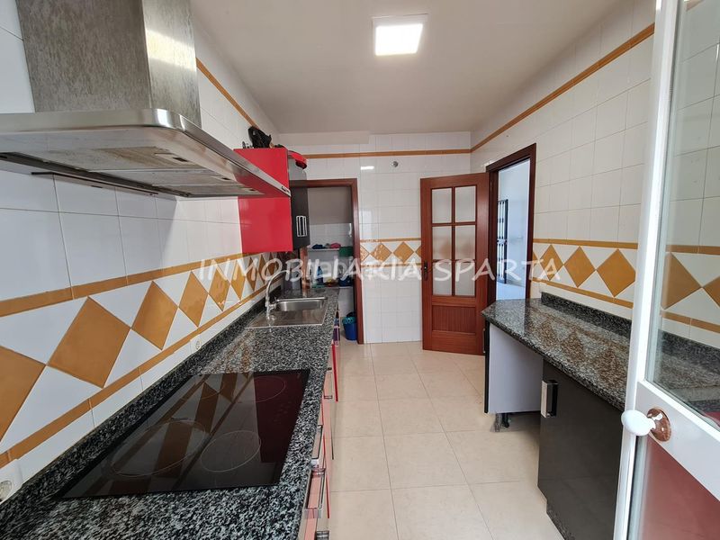 Foto e4918ec8-6d56-437c-95b8-1cdcab326024. Casa adossada a Hinojos