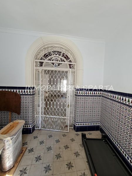Foto 102ea109-66fc-4e06-8d1b-c551238a9dbf. Casa adosada en calle concejal jiménez becerril 14 ¡fantástica céntrica casa de pueblo! en Sanlúcar la Mayor