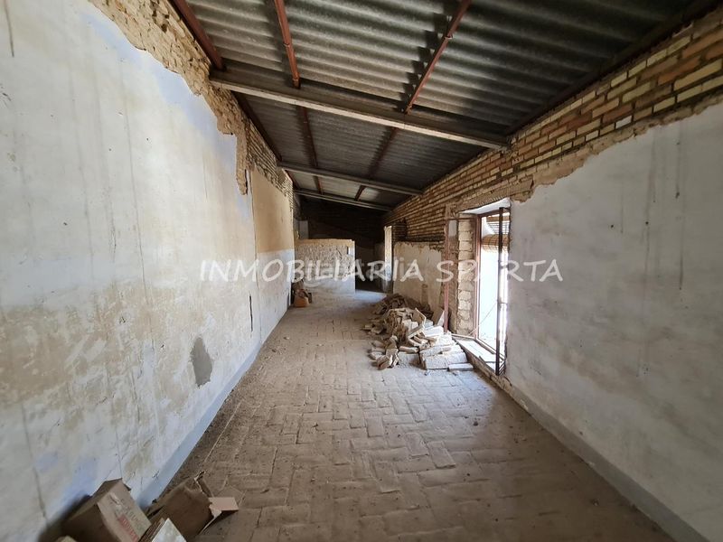 Foto 31fb66eb-9ea7-46b9-b413-2fdf5cb1c7ff. Casa adosada en calle concejal jiménez becerril 14 ¡fantástica céntrica casa de pueblo! en Sanlúcar la Mayor