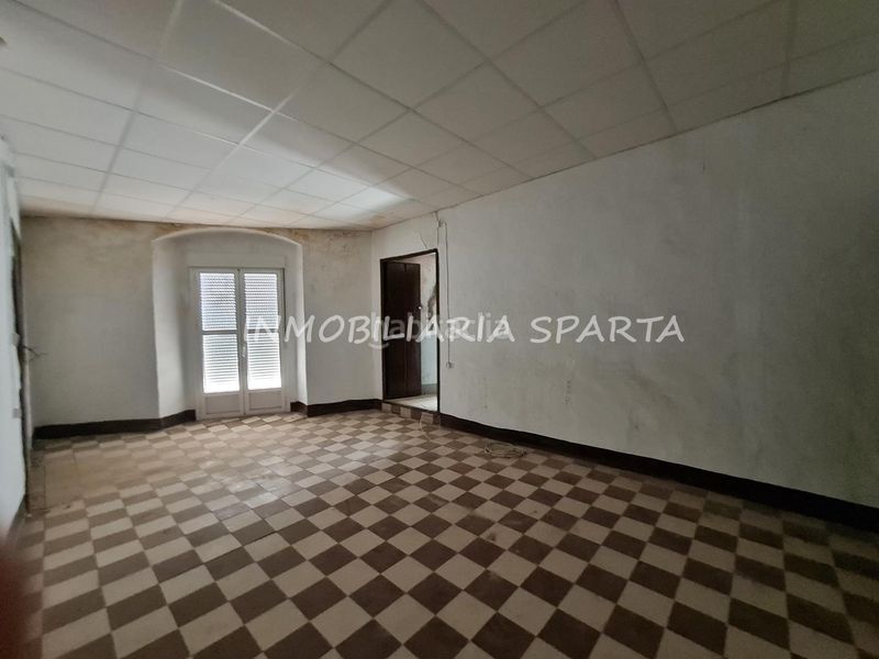 Foto 3e7213f4-a317-4ca7-b637-9197e18153e5. Casa adosada en calle concejal jiménez becerril 14 ¡fantástica céntrica casa de pueblo! en Sanlúcar la Mayor