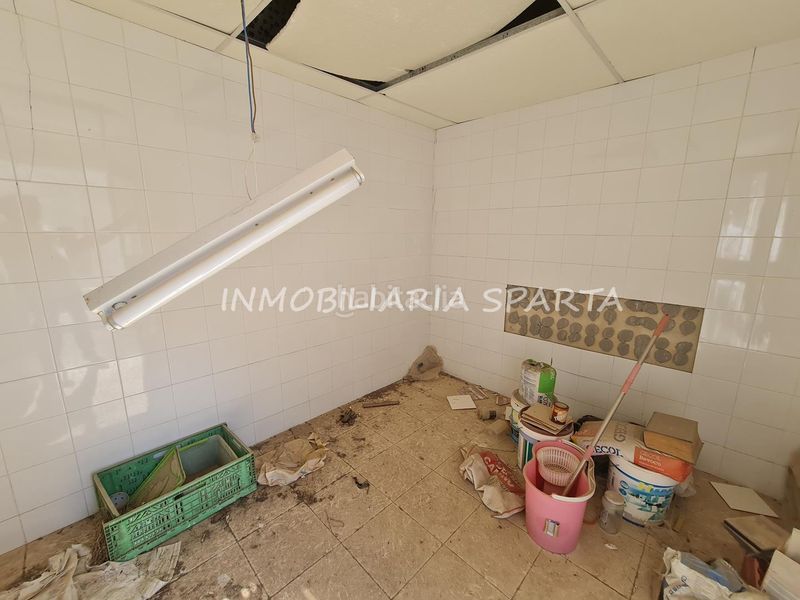 Foto 45dd8e2d-b48a-4798-80ca-569380845fb8. Casa adosada en calle concejal jiménez becerril 14 ¡fantástica céntrica casa de pueblo! en Sanlúcar la Mayor