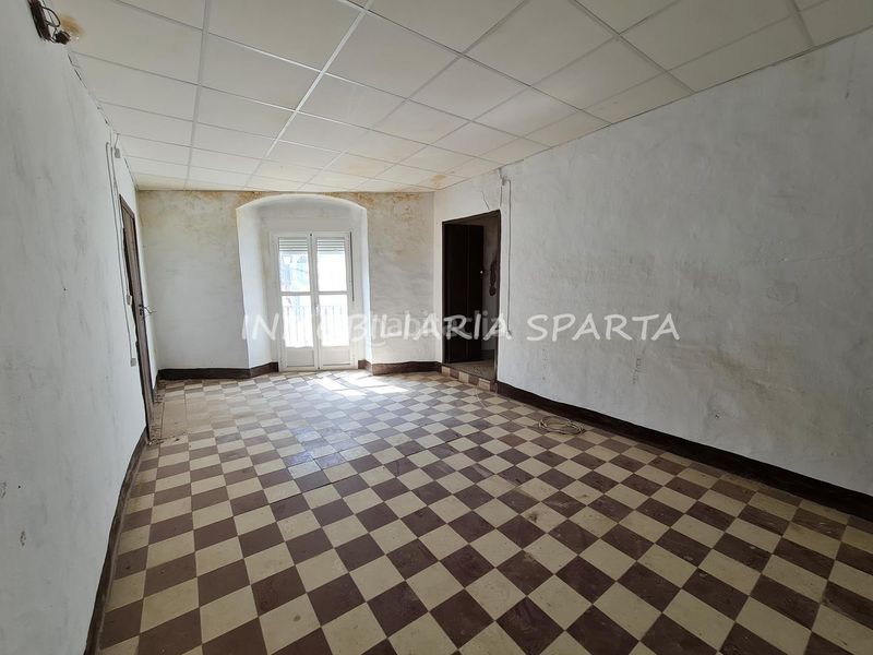 Foto 49000dc7-3483-471a-937c-97a28de4282f. Casa adosada en calle concejal jiménez becerril 14 ¡fantástica céntrica casa de pueblo! en Sanlúcar la Mayor
