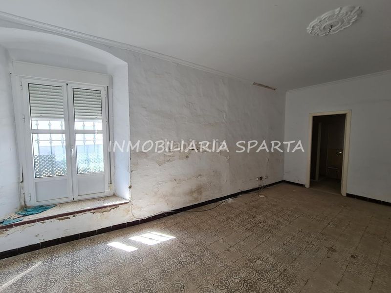 Foto 5ea4d91f-385c-40da-8487-6e99d369128e. Casa adosada en calle concejal jiménez becerril 14 ¡fantástica céntrica casa de pueblo! en Sanlúcar la Mayor