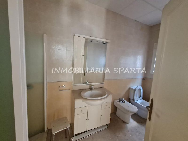 Foto 60d94d1e-e344-492a-9088-31fd8f7d404a. Casa adosada en calle concejal jiménez becerril 14 ¡fantástica céntrica casa de pueblo! en Sanlúcar la Mayor