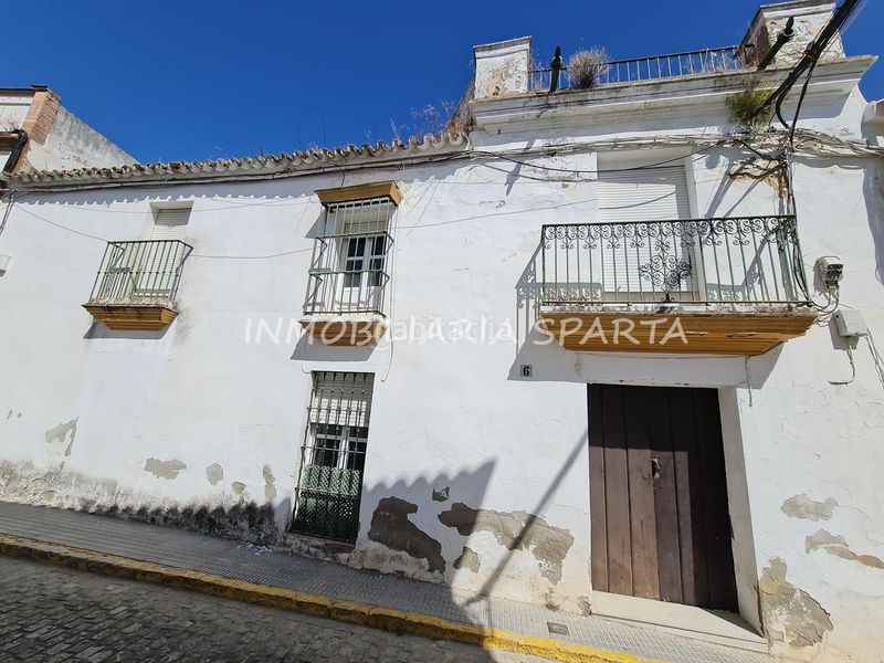 Foto 814f349a-daf7-4448-8bf2-df4f165ec8ea. Casa adosada en calle concejal jiménez becerril 14 ¡fantástica céntrica casa de pueblo! en Sanlúcar la Mayor