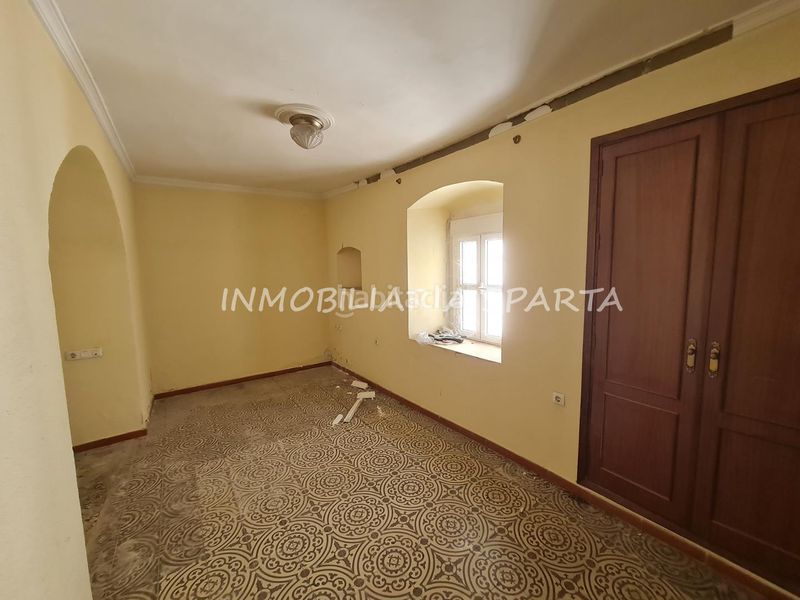 Foto ca01c233-24eb-433f-91df-3bbce80cf0ce. Casa adosada en calle concejal jiménez becerril 14 ¡fantástica céntrica casa de pueblo! en Sanlúcar la Mayor