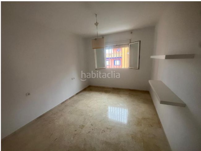 Foto 6af0c0a6-33a3-4bb2-a1c7-723818d62152. Semi detached house in calle camilo josé cela 51 in Castilleja de Guzmán