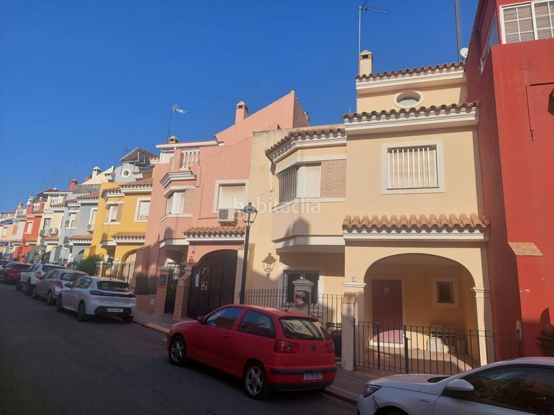 Foto 82445695-b221-4ef8-a40f-10b0f7daeee7. Semi detached house in calle camilo josé cela 51 in Castilleja de Guzmán