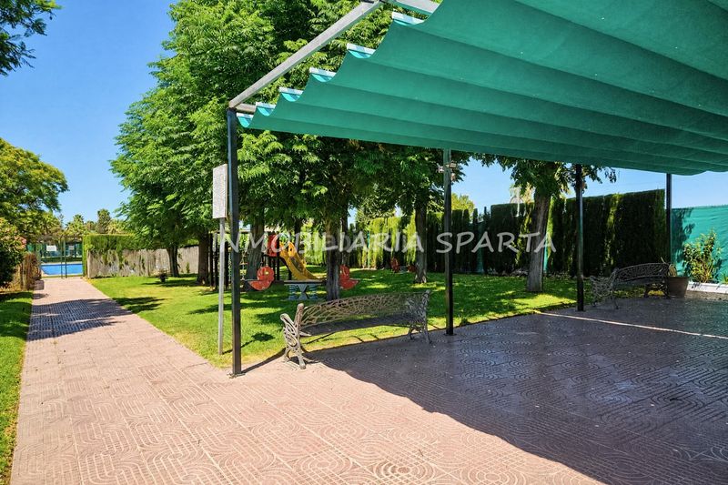 Foto 8f3b8d00-4bd7-406b-83af-845024fbd5cf. Xalet a calle zurbarán 11 a Loreto Espartinas