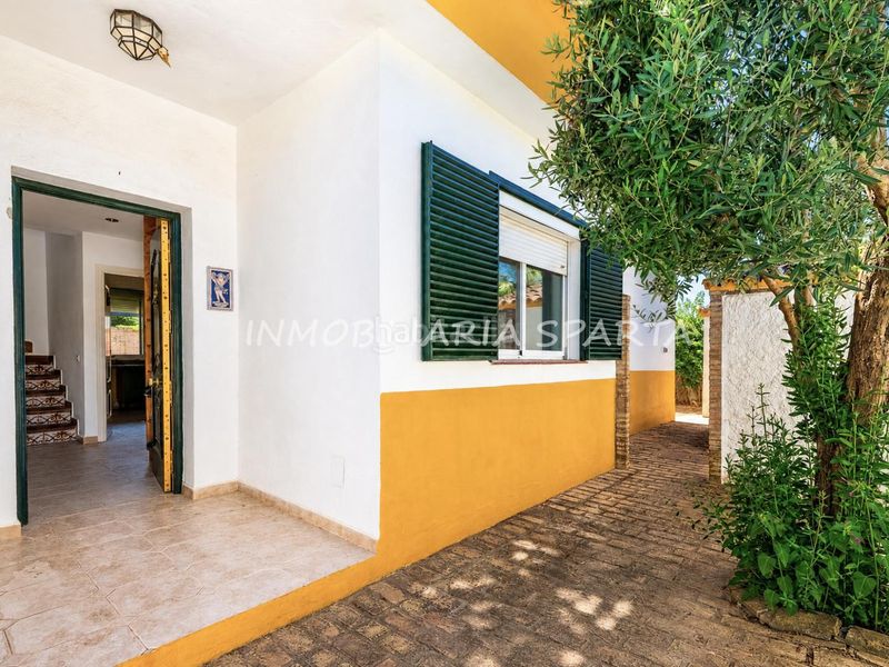 Foto a8045880-897c-4ca6-b8d7-d76091153793. Xalet a calle zurbarán 11 a Loreto Espartinas