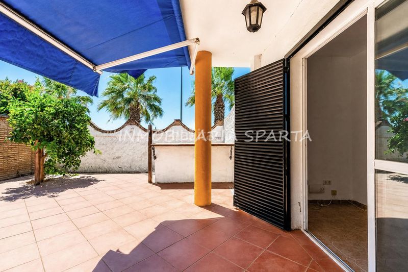 Foto ce0691ee-fb0e-4182-9900-b7b67a79f4f7. Xalet a calle zurbarán 11 a Loreto Espartinas