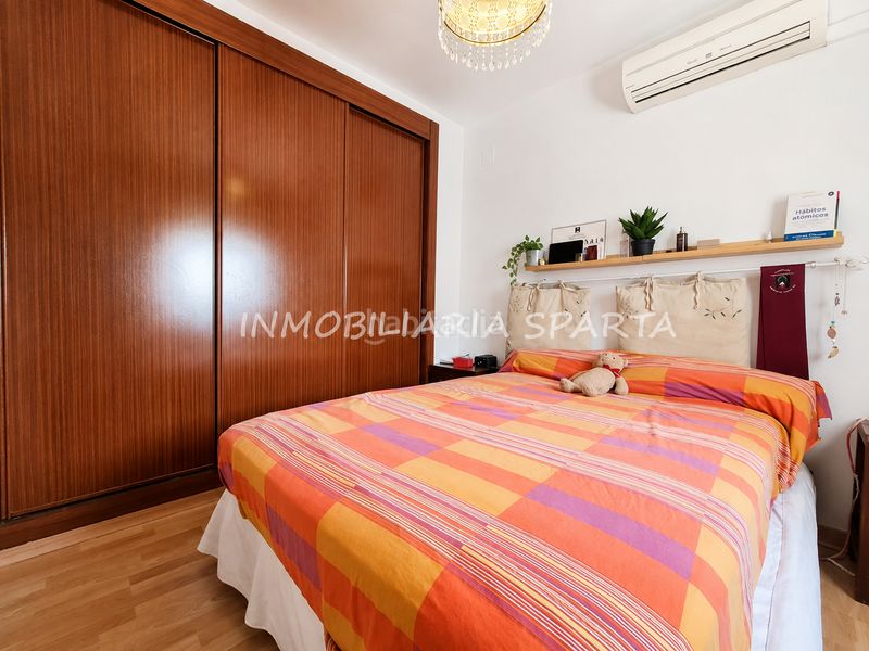 Foto 4d7c64c4-f5f7-47c8-9933-4e699d2c480c. Maison jumelée dans calle alonso de molina 136 dans Santiponce