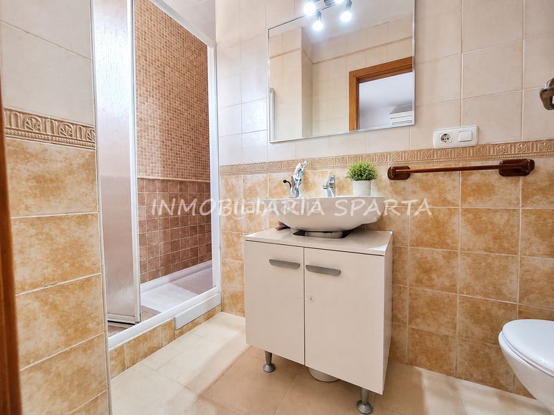 Foto 7dfe1865-a3c2-4602-a2f0-19f397f95ad9. Maison jumelée dans calle alonso de molina 136 dans Santiponce