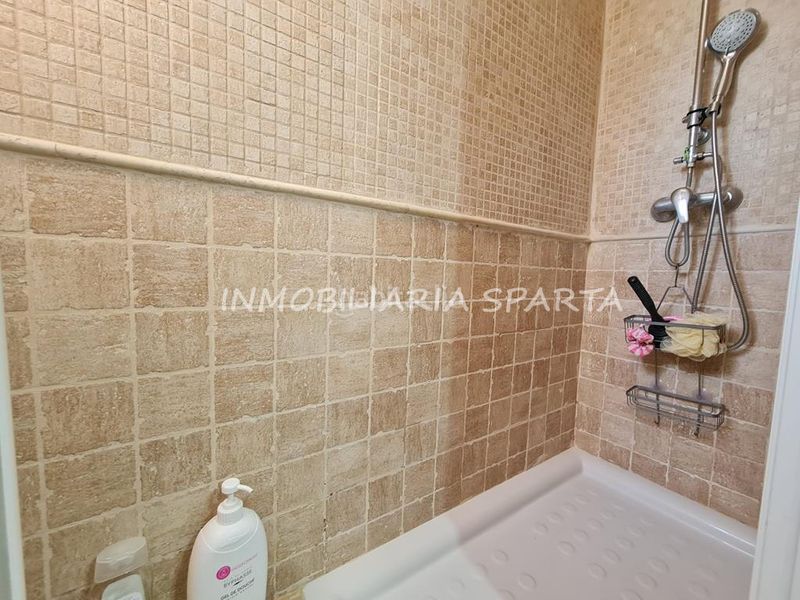 Foto a04708bc-57a4-4e7a-8936-96ccf91146c9. Maison jumelée dans calle alonso de molina 136 dans Santiponce