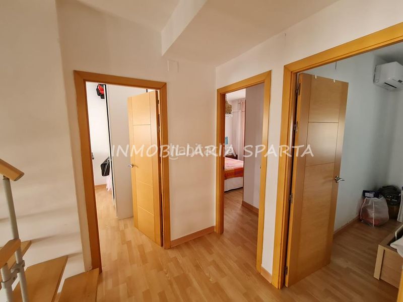 Foto ecc790e3-b471-44d2-bc24-f4c46fd0b878. Maison jumelée dans calle alonso de molina 136 dans Santiponce