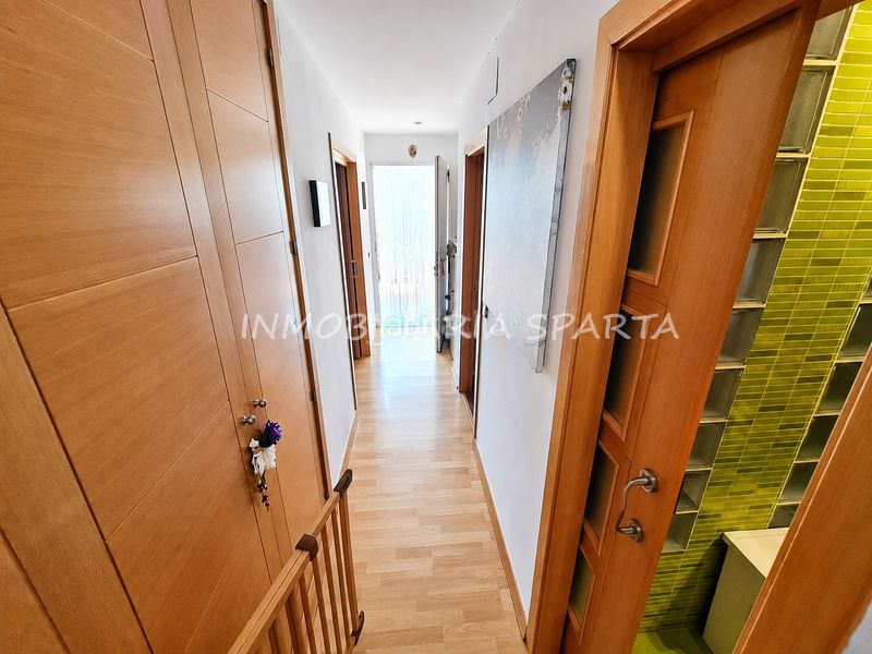 Foto f1325908-69cb-4665-aeab-66b456e5e819. Maison jumelée dans calle alonso de molina 136 dans Santiponce