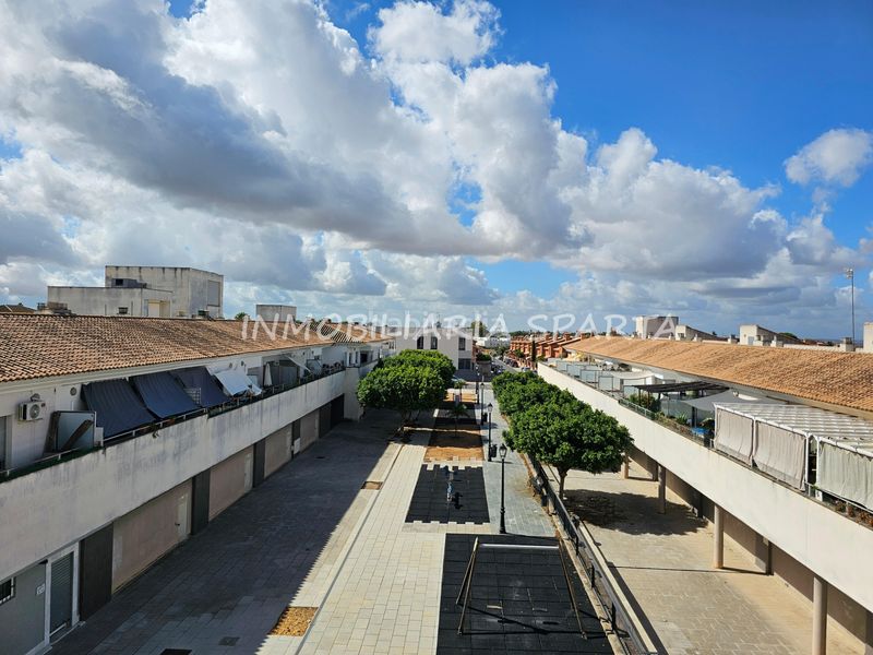 Foto 776330fa-e59a-49b6-b009-1139d354dab4. Affitto attico in avenida presidente adolfo suarez 2 in Sanlúcar la Mayor