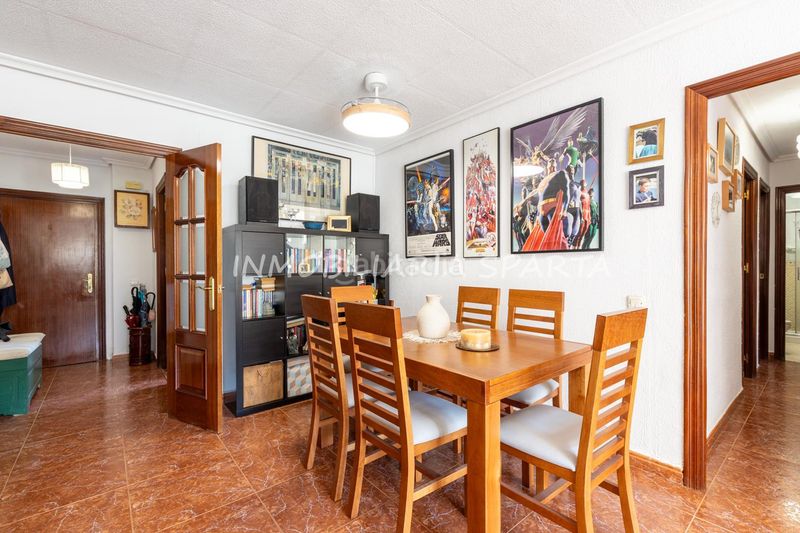 Foto c3b88e35-81e8-48b5-8410-2a59a9b8d3d6. Appartamento in barriada de san diego 23 in Pino Montano - Consolación Sevilla