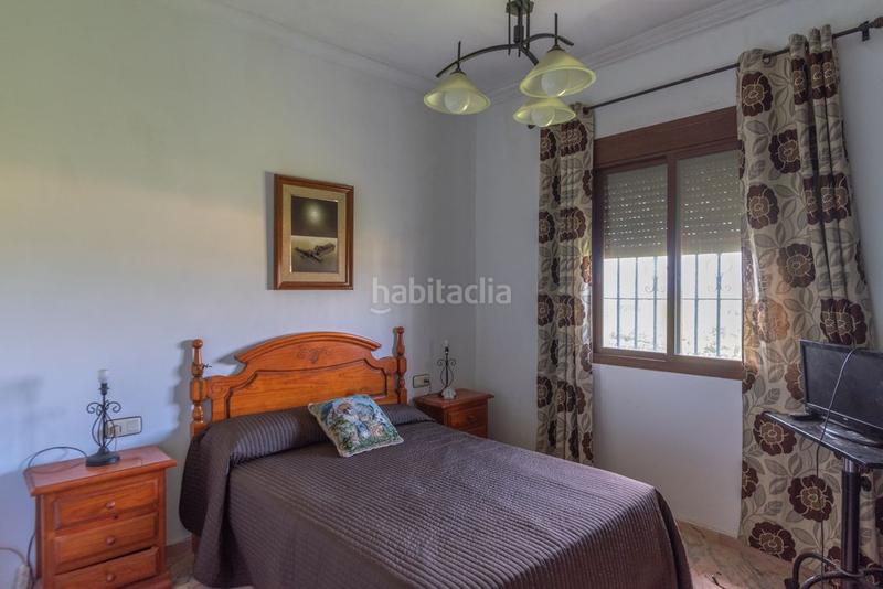 Foto 65028985-6823-48af-8dd1-aadce798ae8c. Xalet amb aparcament piscina a Oromana Alcalá de Guadaira